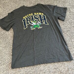 Notre Dame Fighting Irish Mascot T Shirt Charcoal Gray Short Sleeve L G G
